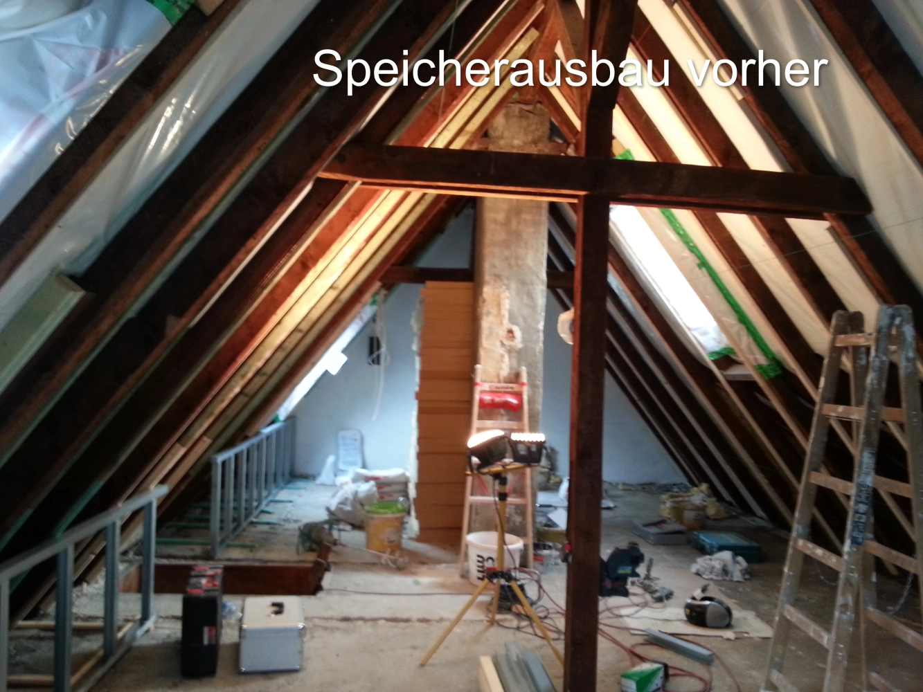 Dachboden vor der Renovierung