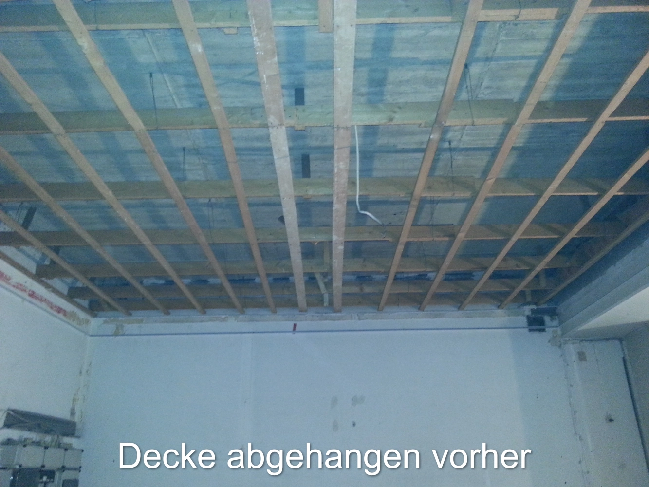Decke abgehangen